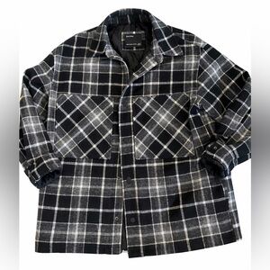 Bershka Black and Gray Plaid Shirt Jacket Size Medium.